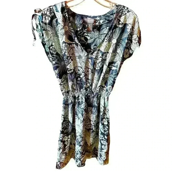 Banana Republic Dresses & Skirts - Banana Republic size 6 silk forest green floral Summer cap sleeve dress. VGUC